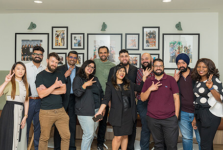 Questrade employees group picture